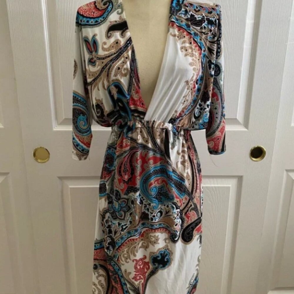5th & Love Multicolor Paisley Long Sleeve Dress